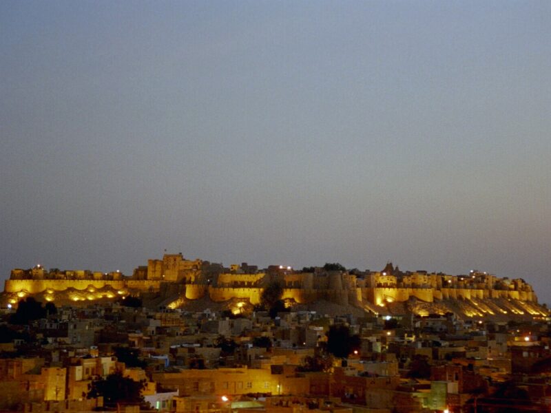 Jaisalmer Golden Fort & Desert Camp